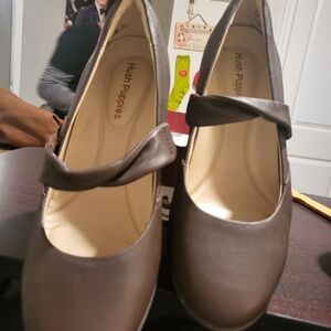 Hush Puppies Women's Taupe Flats